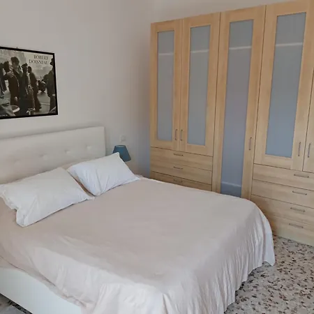 Levante Castriota * Bari