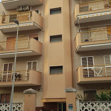 Levante Castriota Apartamento