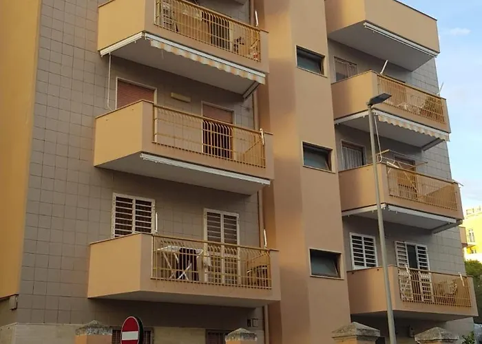 Levante Castriota * Bari