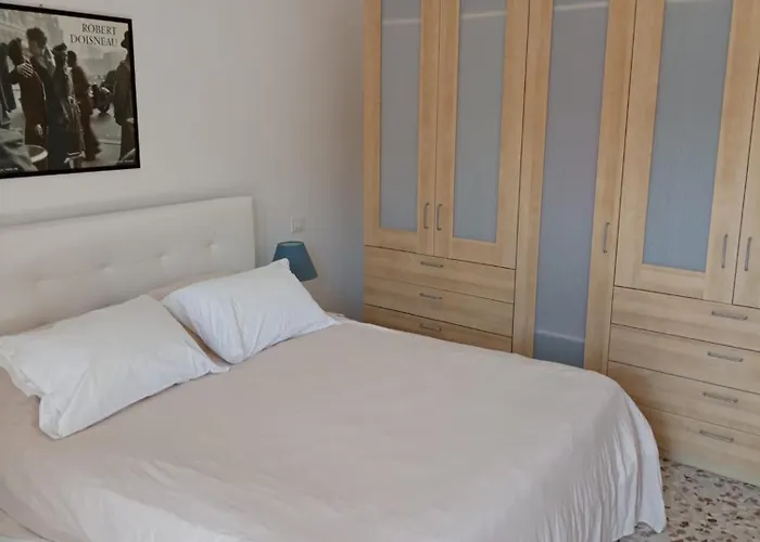 Levante Castriota * Bari