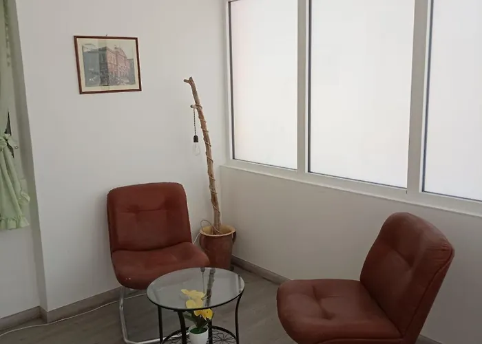 Levante Castriota * Bari