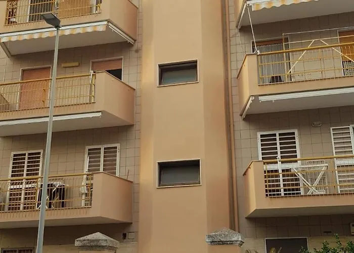 Levante Castriota Apartamento